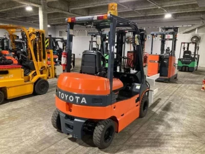 Toyota FORKLIFT