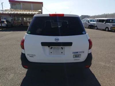 Nissan AD