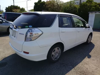 Honda FIT SHUTTLE