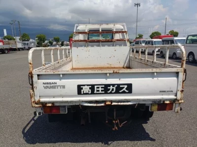 Nissan VANETTE TRUCK