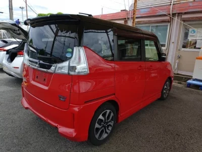 Mitsubishi DELICA D2