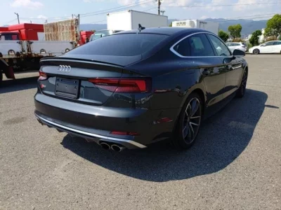 Audi S5
