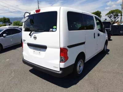 Nissan NV200