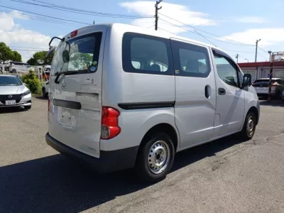 Nissan NV200