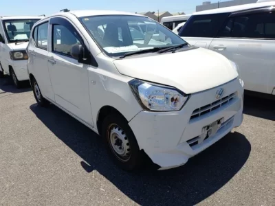 Daihatsu MIRA E S