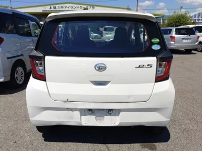 Daihatsu MIRA E S