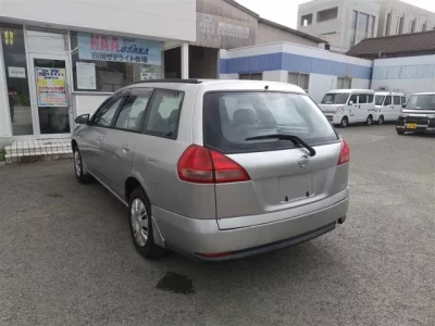 Nissan WINGROAD
