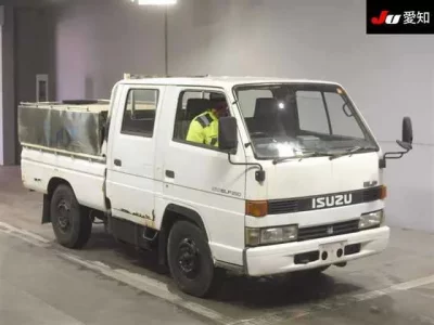 Isuzu ELF TRUCK