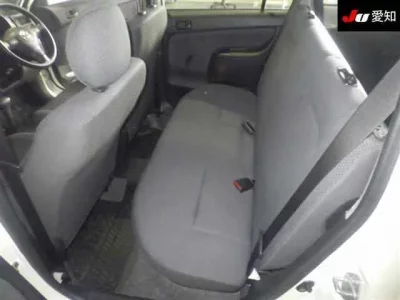 Toyota SUCCEED