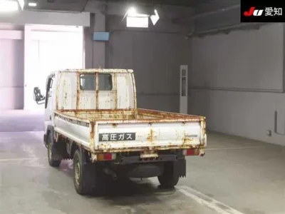 Mazda TITAN