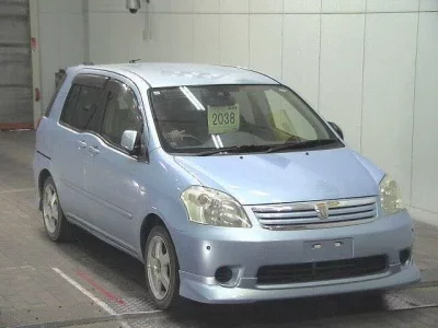 Toyota RAUM
