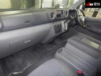 Nissan CARAVAN BUS