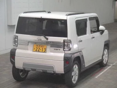 Daihatsu TAFT