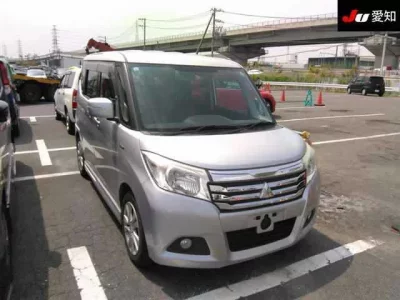 Mitsubishi DELICA D2