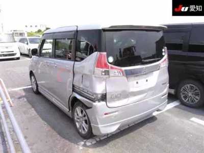 Mitsubishi DELICA D2