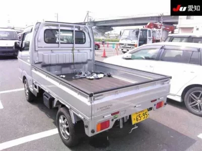 Mitsubishi MINICAB TRUCK