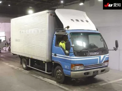 Isuzu ELF