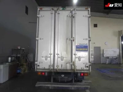 Mitsubishi FUSO TRUCK
