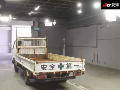 Mazda TITAN