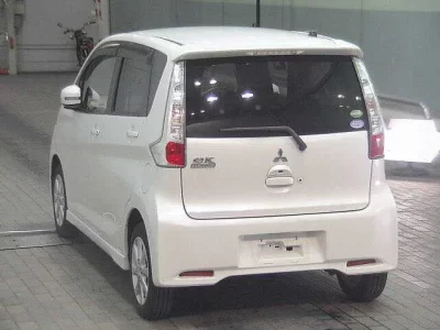 Mitsubishi EK CUSTOM