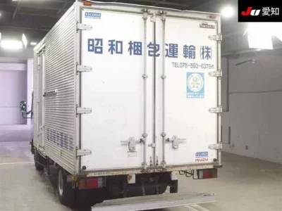 Isuzu ELF