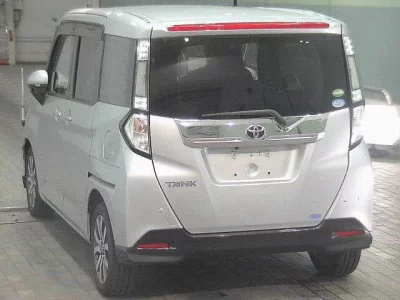 Toyota TANK