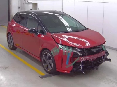 Nissan AURA