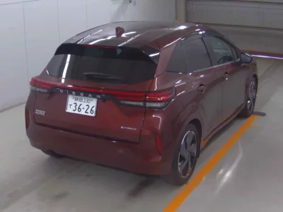 Nissan AURA
