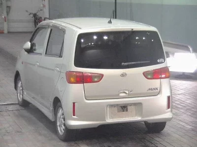 Daihatsu MAX