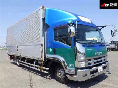 Isuzu TRUCK