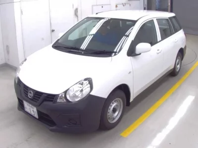 Nissan AD