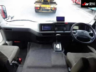 Toyota COASTER