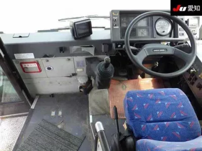 Nissan BUS