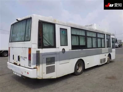 Nissan BUS