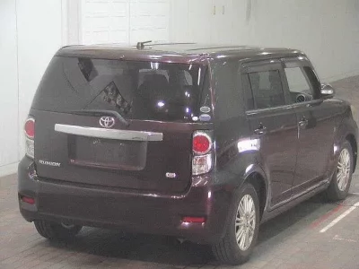Toyota COROLLA RUMION