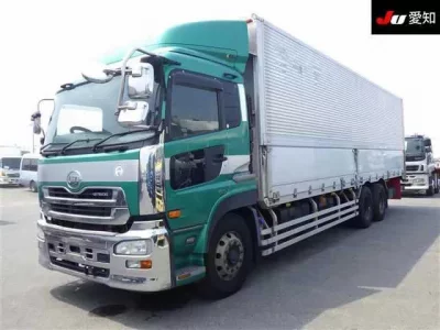 Nissan QUON