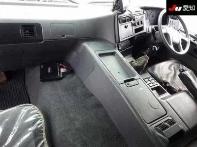 Mitsubishi SUPER GREAT