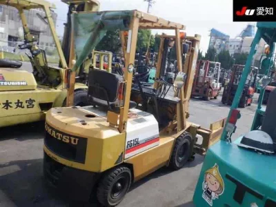 KOMATSU FORKLIFT