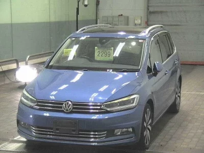 Volkswagen GOLF TOURAN