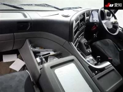 Nissan QUON