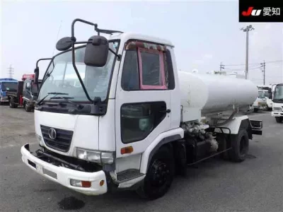 Nissan CONDOR