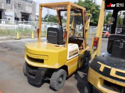 KOMATSU FORKLIFT