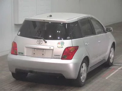 Toyota IST