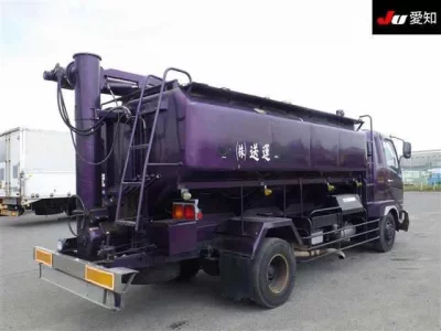 Mitsubishi FUSO FIGHTER