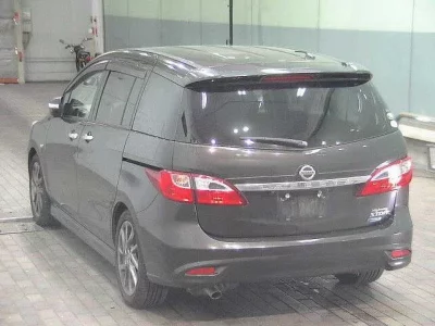 Nissan LAFESTA