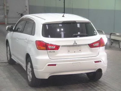 Mitsubishi RVR