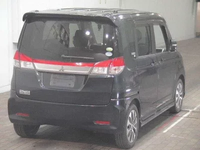Mitsubishi DELICA D2