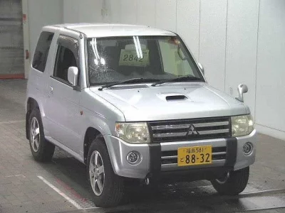Mitsubishi PAJERO MINI