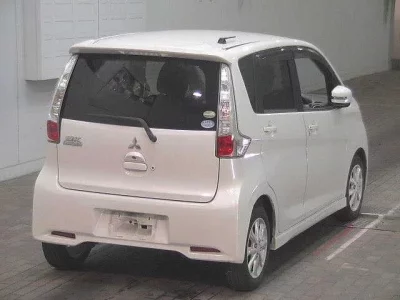 Mitsubishi EK CUSTOM
