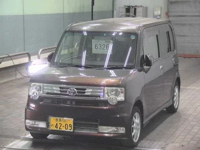 Toyota PIXIS SPACE